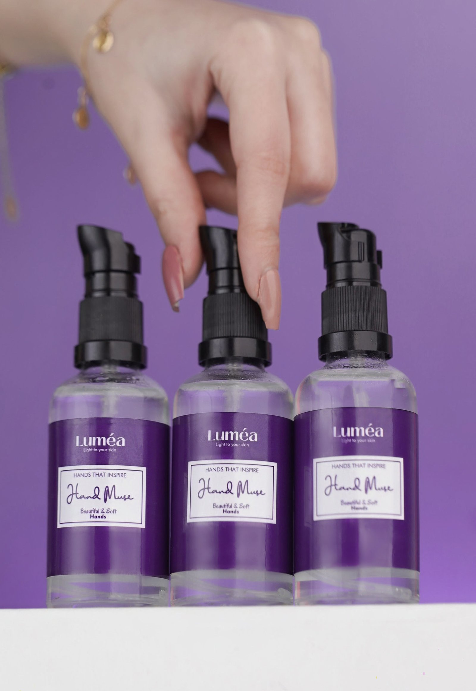 Hand Serum